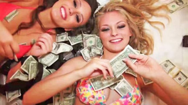 Making a threesome between money bills