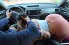 blowjob driving and very big breasts